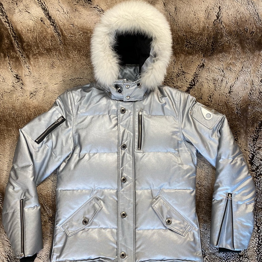 Moose knuckles Men’s jacket $500